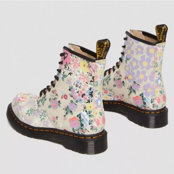 Dr. Martens 1460 FLORAL MASH UP LEATHER LACE UP BOOTS Size 6 NEW